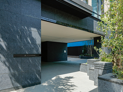 エントランスアプローチ｜ザ・パークハウス麻布外苑西通り　